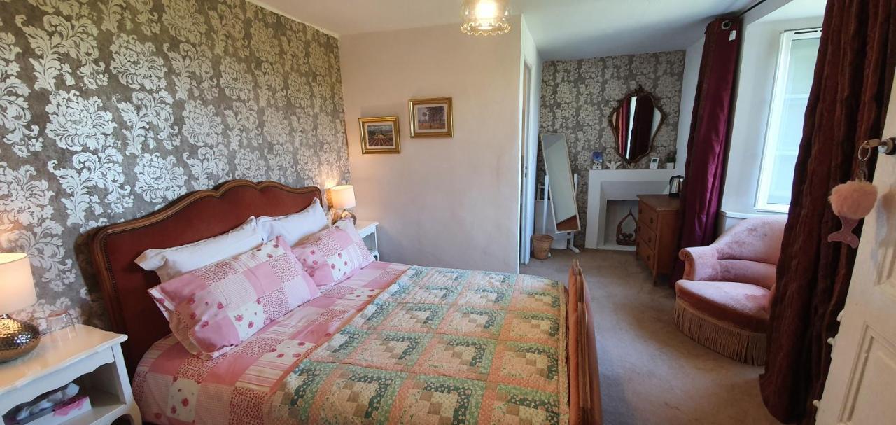 Bed and Breakfast Wisteria House Chanteloup  Екстер'єр фото
