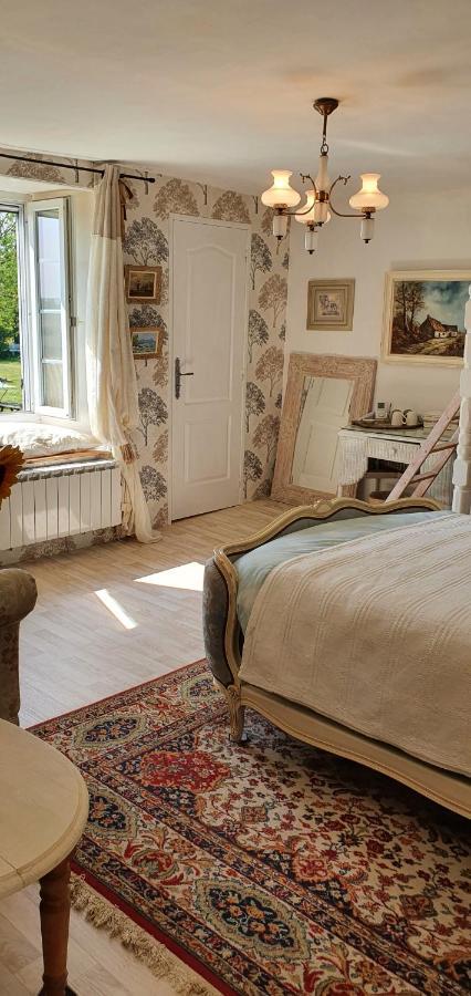 Bed and Breakfast Wisteria House Chanteloup  Екстер'єр фото