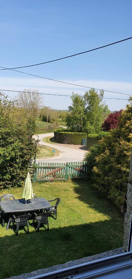 Bed and Breakfast Wisteria House Chanteloup  Екстер'єр фото