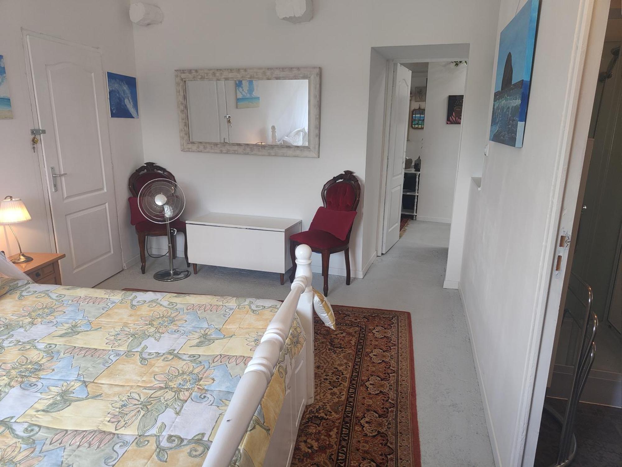 Bed and Breakfast Wisteria House Chanteloup  Екстер'єр фото