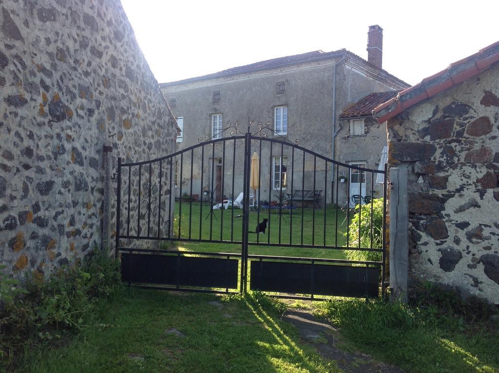 Bed and Breakfast Wisteria House Chanteloup  Екстер'єр фото