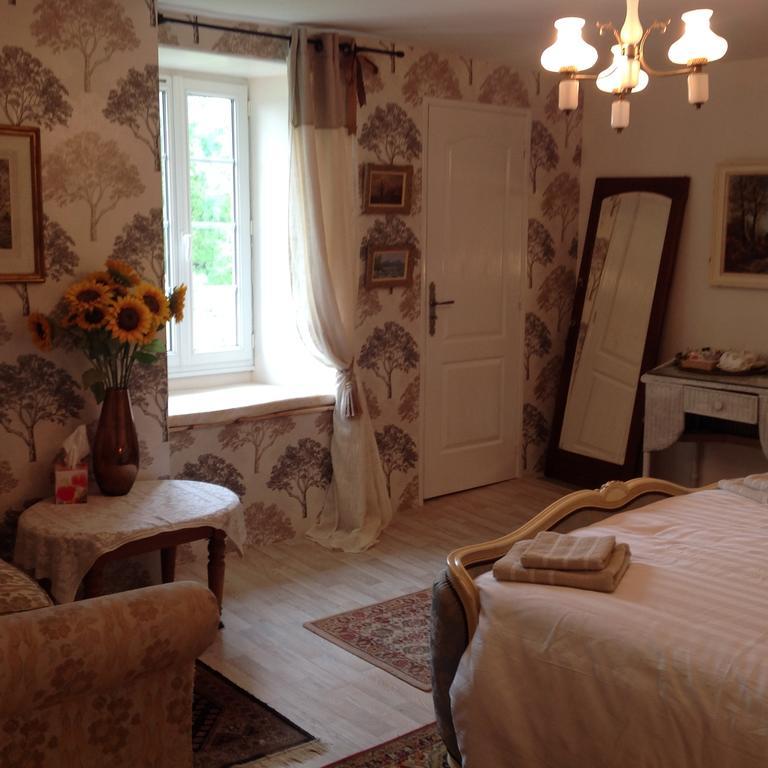 Bed and Breakfast Wisteria House Chanteloup  Екстер'єр фото