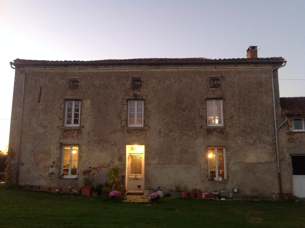 Bed and Breakfast Wisteria House Chanteloup  Екстер'єр фото